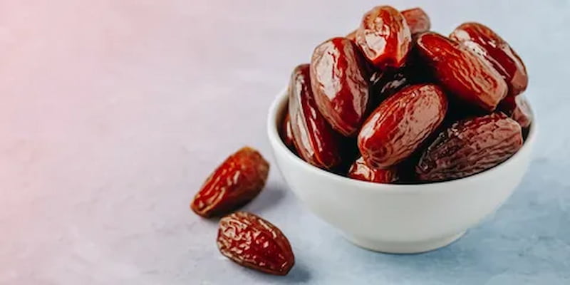 تصویر 3 از خرما مضافتی بم درجه یک انتخابی مناسب برای پذیرایی